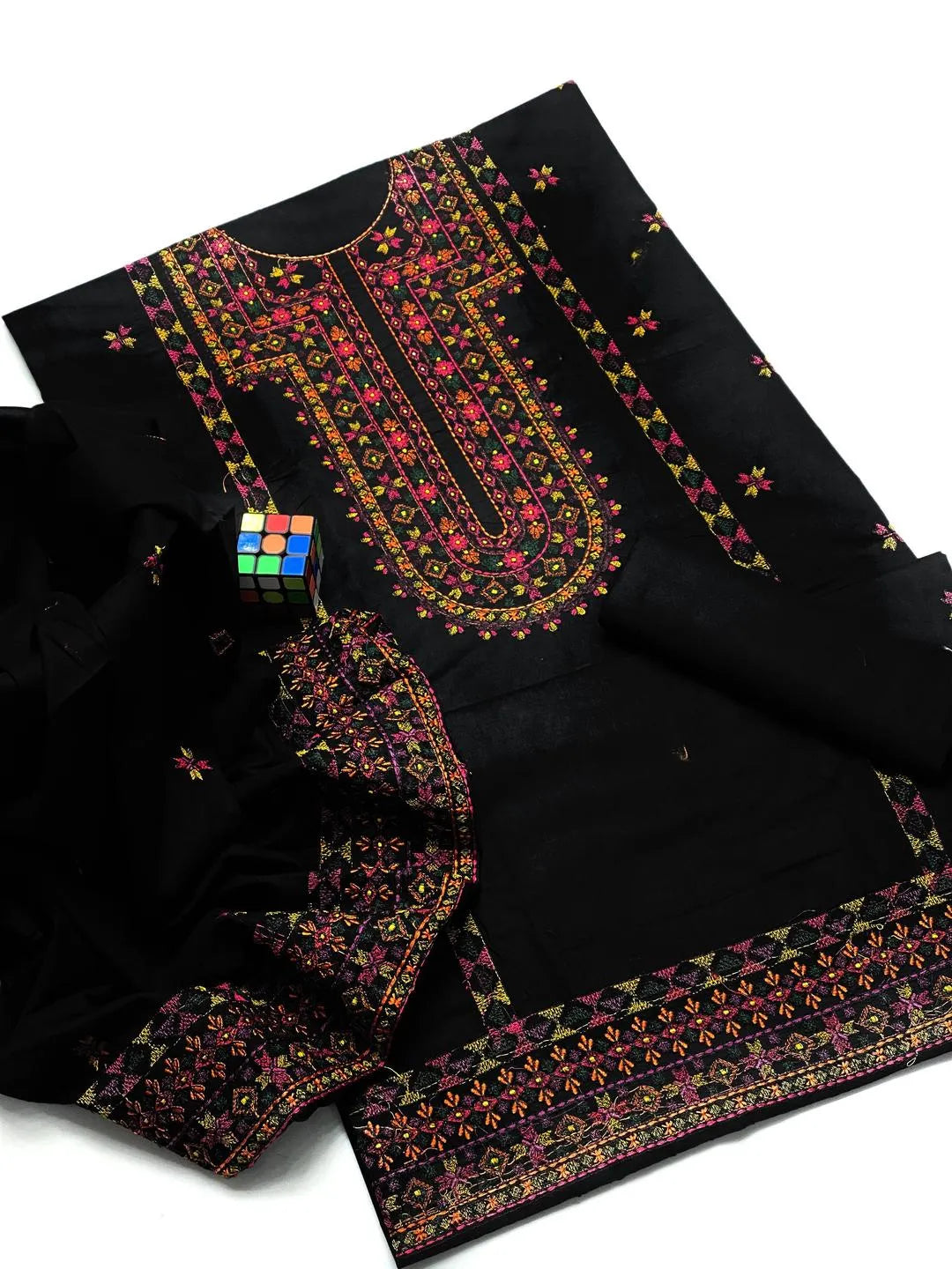 3 Pcs Women's Unstitched Embroidered Suit