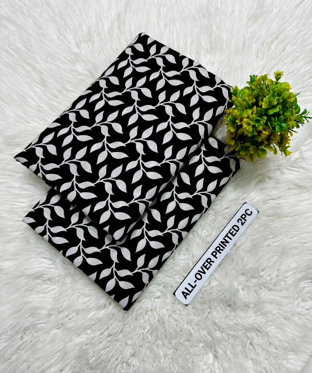2 Pcs Women's Unstitched Printed Suit
