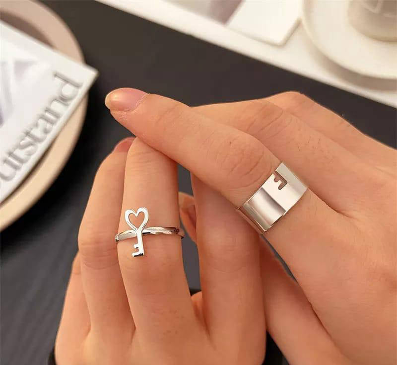 Adjustable Silver Key & Band Ring for Couples