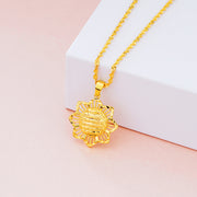 Gold Sunflower Pendant Necklace for Women Retro Ethnic Jewelry
