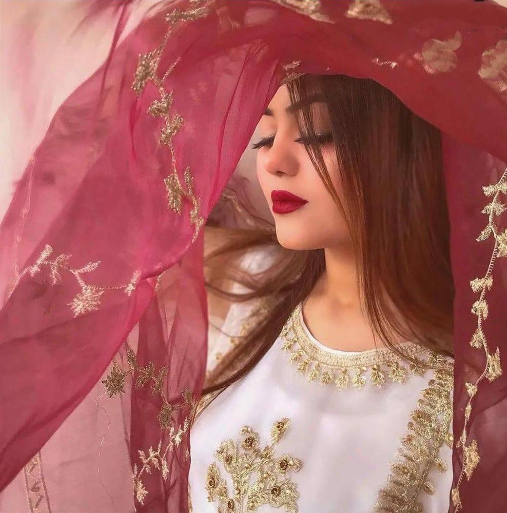 3-Piece Women's White Embroidered Organza Suit